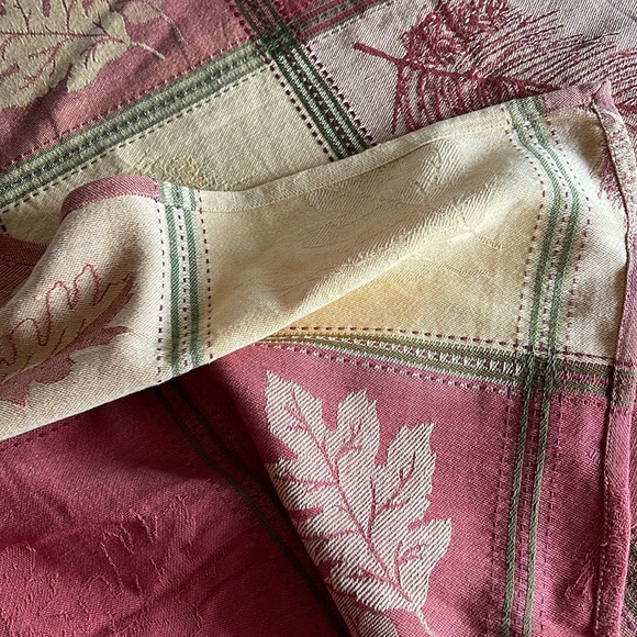Fall table cloth - Picture 4 of 4